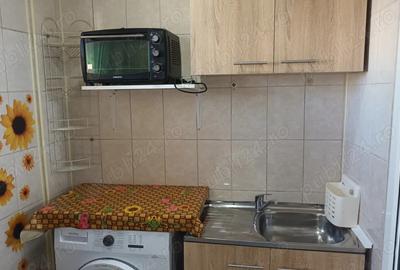 Garsonieră semidecomandată în Titan - 9