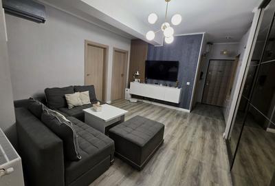 Apartament cu 3 camere semidecomandat în Central - 1