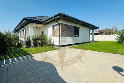Casă cu 4 camere cu Canalizare în Corbeanca - 1
