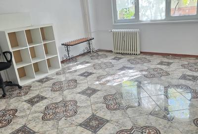 Unirii ,Rond Alba Iulia Matei Basarab, stradal pentru birou sau locuit - 9