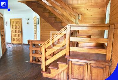 Casă individuală cu 7 camere cu Teren 700 Mp în Central - 11