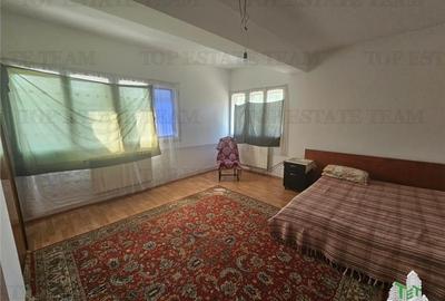 Vila spatioasa 525metri totali de inchiriat in centru Bolintin-Deal - 8