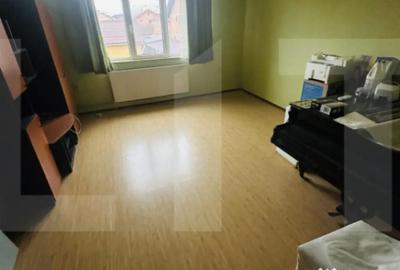 Apartament cu 4 camere decomandat în Grădiște - 12