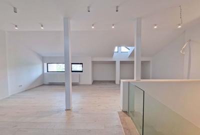 Casă cu 5 camere cu Canalizare în Central - 11