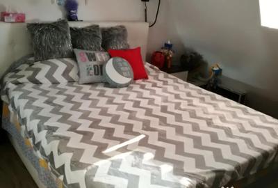 Apartament cu 3 camere semidecomandat în Central - 3