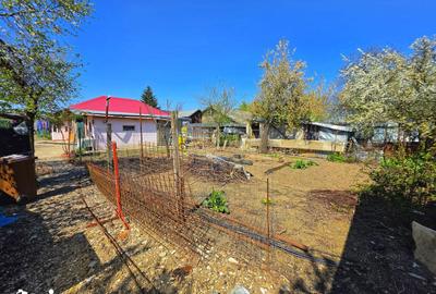 Casă cu 4 camere cu Teren 685 Mp în Mănești - 7