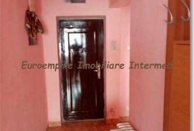 Apartament 3 camere decomandate Constanta zona KM 4-5 - 5