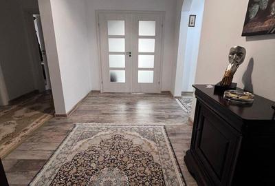 Casă cu 5 camere cu Canalizare în Cumpăna - 4