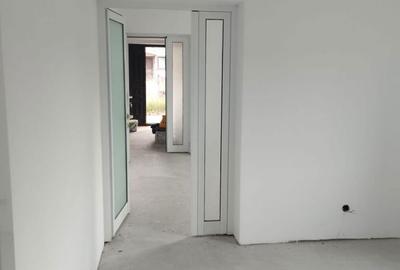 Casă cu 6 camere cu Teren 600 Mp în Călugăreni - 8
