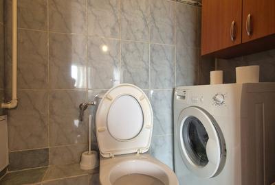 Apartament cu 3 camere decomandat, mobilat în Dacia - 12