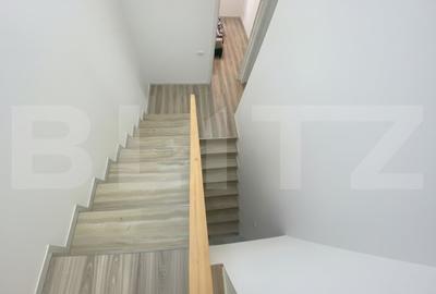 Casa pe calcan cu priveliste superba si compartimentare deosebita - 12