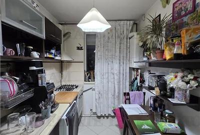 Apartament cu 3 camere semidecomandat în Drumul Taberei - 8