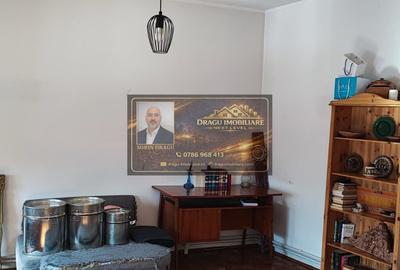 Spațiu comercial, de 300 mp, în Central - 6