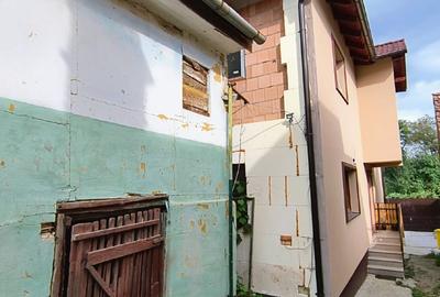 CASA CU TEREN in Marginimea Sibiului, comuna Poplaca, la 9 km de Sibiu, - 4