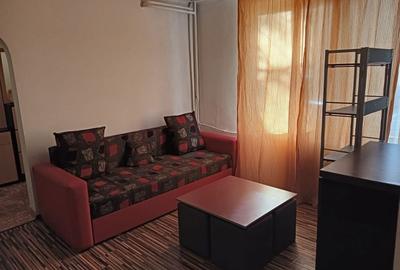 Garsonieră decomandată în Central - 1