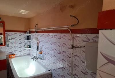 Casă cu 5 camere cu Teren 812 Mp în Central