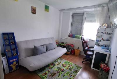 Apartament cu 3 camere semidecomandat în Central - 5