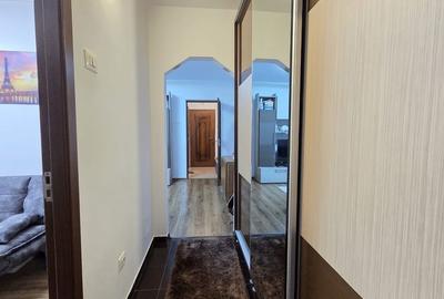 Apartament cu 3 camere semidecomandat în Dacia - 2