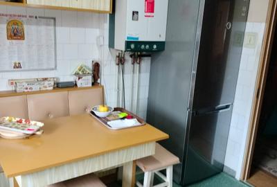 Apartament cu 4 camere la etajul 1/3 in bloc construit in asociatie,220.000 € - 6