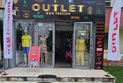 Spațiu comercial, de 70 mp, în Central - 7