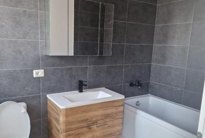 Casă cu 4 camere cu Teren 375 Mp în Central