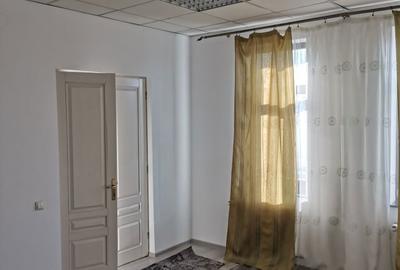 Spațiu comercial, de 250 mp, în Ultracentral - 8