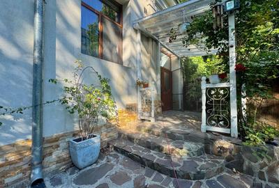 Spre Vânzare Proprietate remarcabilă cu 6 camere în inima Iașului ! - 4