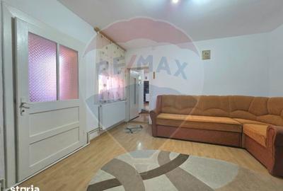 Casă cu 3 camere cu Teren 367 Mp în Central - 10