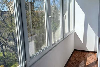 Apartament cu 2 camere decomandat în Calea București - 4