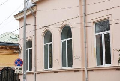 Apartament cu 4 camere decomandat în Unirii