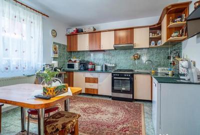 Casă cu 1 camere cu Canalizare în Poiana Țapului - 9