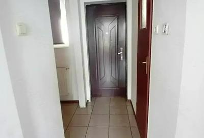 Garsonieră decomandată în Central - 1