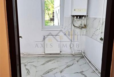 Apartament cu 2 camere decomandat în Micro 5 - 11