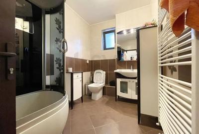 Apartament cu 4 camere decomandat în Central - 2