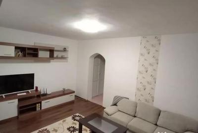 Apartament cu 2 camere semidecomandat în Boema