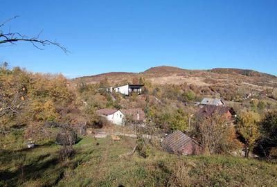 Teren de 5400 mp, în Drăgăneasa
