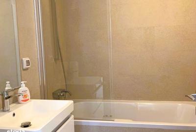 Apartament cu 3 camere decomandat în Victoriei