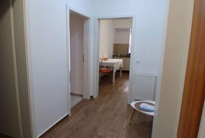 Garsonieră decomandată în Tractorul - 3