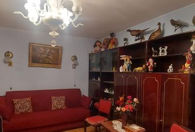 Garsonieră decomandată în Brâncoveanu