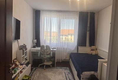 Apartament cu 3 camere decomandat în Lotus - 1