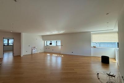 Birou, de 615 mp, în Aviației - 2