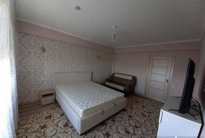 Inchiriez apartament cu 1 camera in zona Centrala - 3