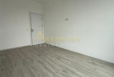 Apartament cu 3 camere decomandat în Central - 3