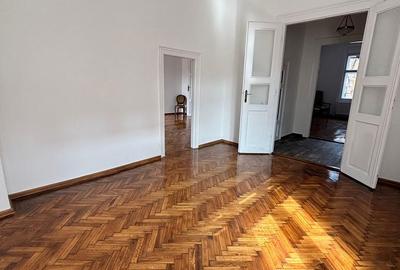 Casă cu 4 camere cu Teren 334 Mp în Central - 8