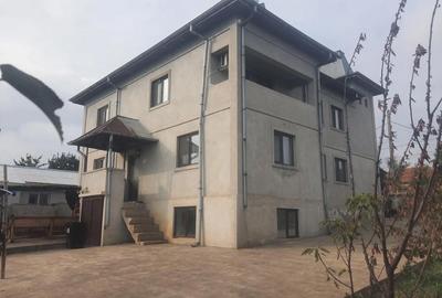 Casă cu 6 camere în Central - 8