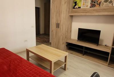 Garsonieră decomandată în Central - 2