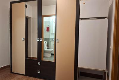 Garsonieră decomandată, mobilată în Vitan Mall - 6