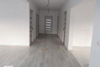 Casă cu 3 camere cu Teren 130 Mp în Vânători - 3