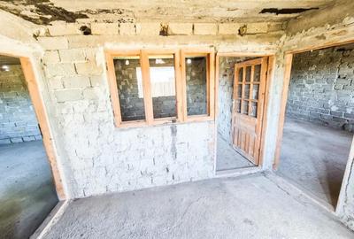 Casă cu 3 camere cu Teren 2000 Mp în Negrași - 7