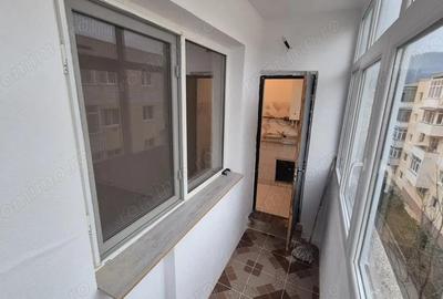 Vanzare apartament 2 camere, 42 mp - Bumbe?ti-Jiu - strada Jiului - 9